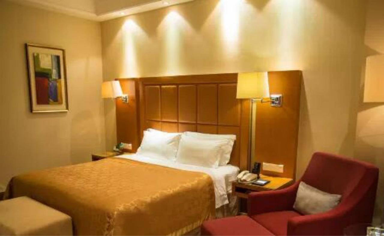 Dongying Blue Horizon Xinyue Hotel Exterior photo